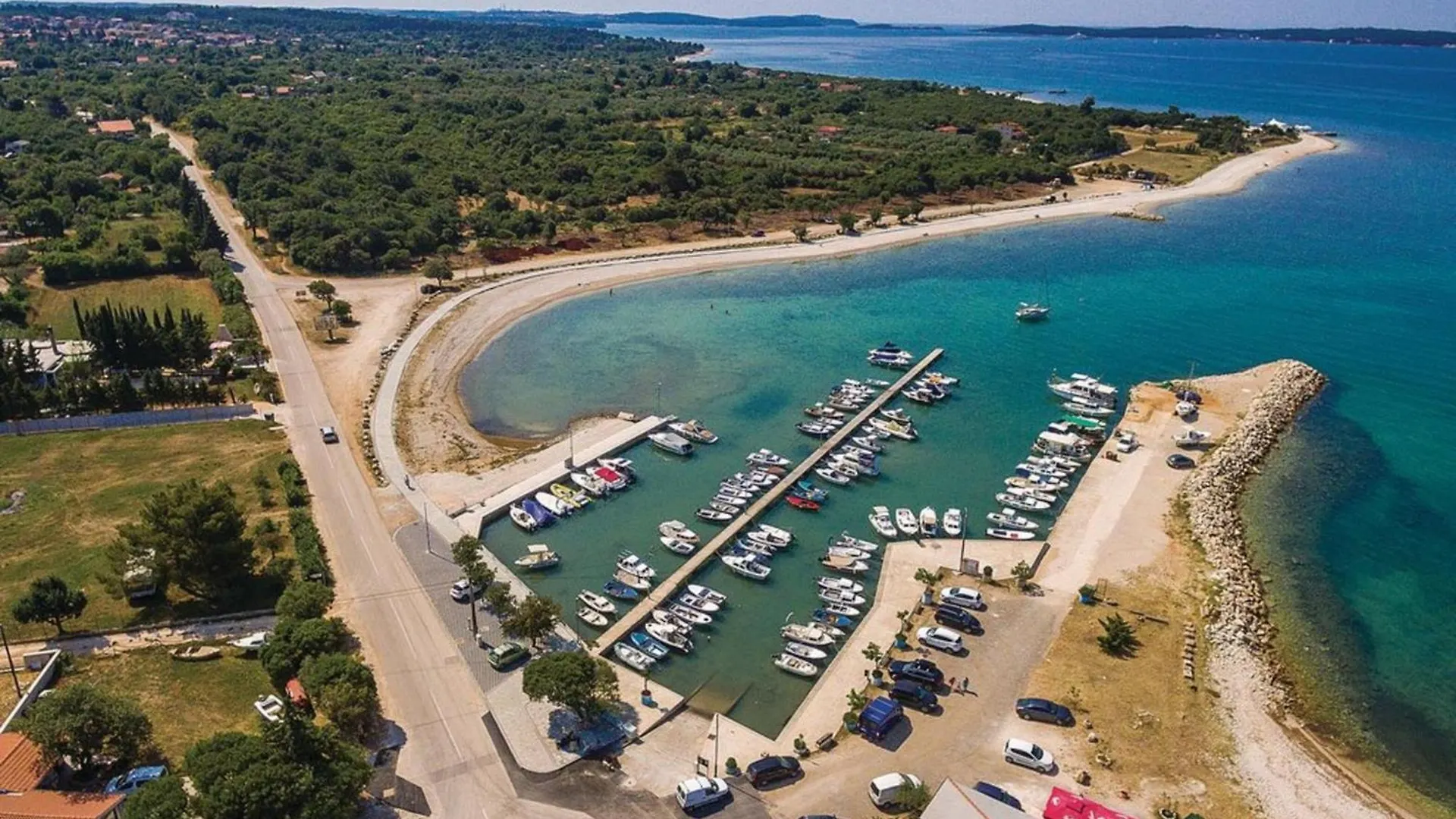 Daire Charming Accommodation With Shared Pool Beahost Peroj